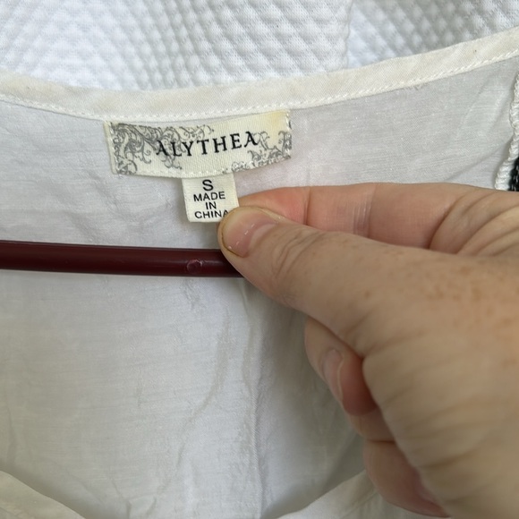 Althea loose boho style blouse with billowy loose sleeves - Picture 2 of 6